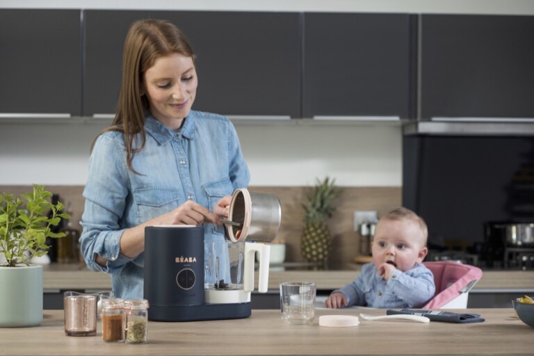 Mit dem "Babycook Néo" von Béaba lässt sich Babykost vitaminschonend zubereiten.