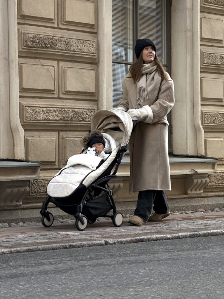 Stokke und Bonpoint gehen diesen Winter gemeinsam spazieren.
