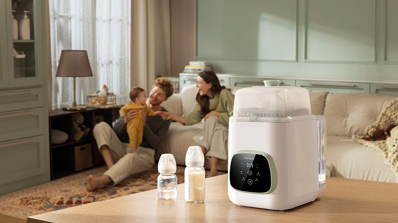 Momcozy hilft beim Waschen, Sterilisieren, Trocknen und Aufbewahren ...