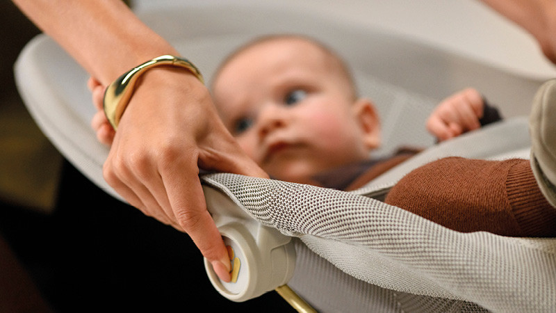 Babywippe "Dove Pro" von Maxi-Cosi